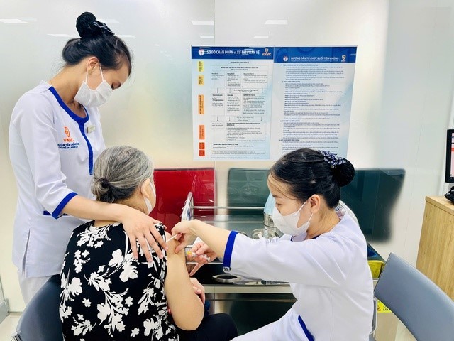 Bộ Y tế khuyến cáo người dân không tự ý dùng thuốc kháng virus với cúm mùa