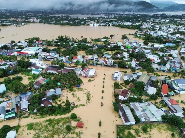 Cấp bách triển khai các giải pháp ứng phó với mưa lũ đặc biệt lớn tại Khánh Hòa, Đắk Lắk và Gia Lai