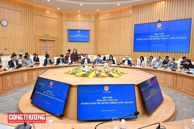 Đà Nẵng: Thị trường hàng hóa duy trì ổn định, chủ động nguồn hàng phục vụ Tết 2026