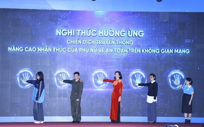 Phát động chiến dịch truyền thông nâng cao nhận thức của phụ nữ trên không gian mạng