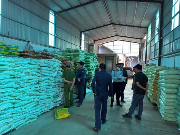 Xử phạt trường hợp kinh doanh phân bón kém chất lượng và thuốc BTVT giả